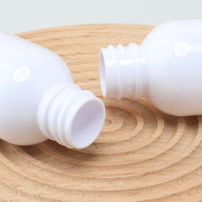 50ml 60ml Plastic Packaging Bottles With Flip Cap Cosmetic Squeeze Bottle