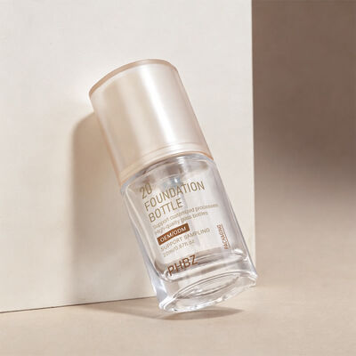 Liquid Foundation Bottles glass cosmetic packaging designed to enhance the shelf appeal and usability of liquid makeup products