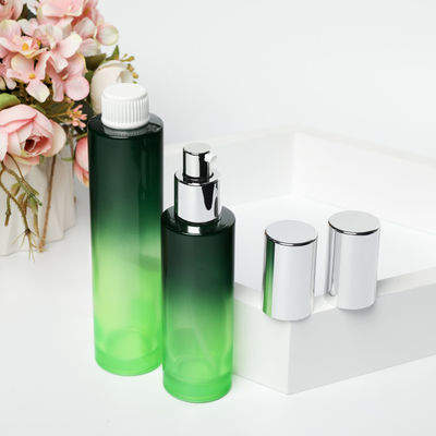 Matte Cosmetic Packaging Set Reusable Green Round Shape 60ml 120ml