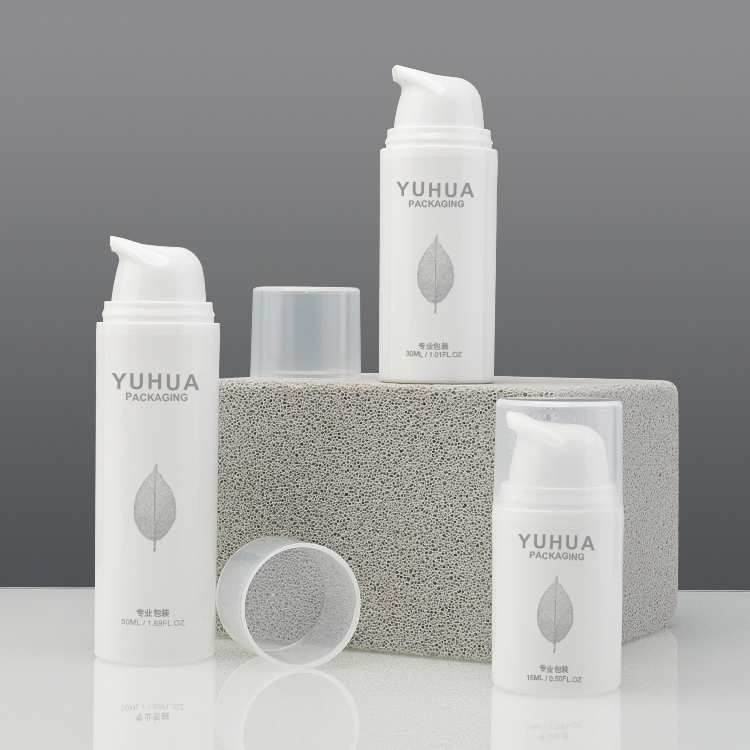 Customized Eco-Friendly 15ml 30ml 50ml Refillable PP Airless Pump Bottle for Face Cream and Sunscreen Lotion Packaging